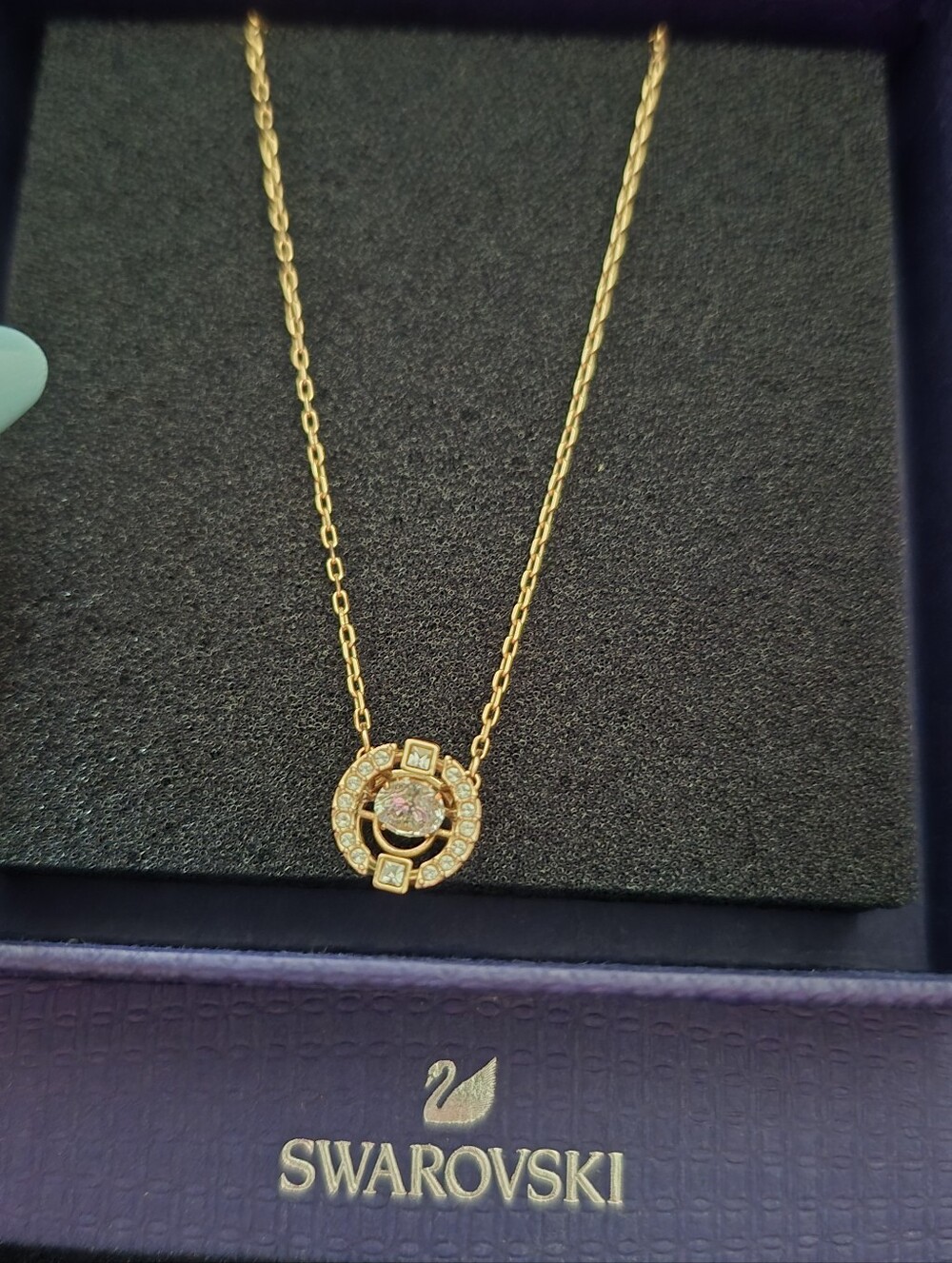 Una Swarovski Necklace - Rose Gold - Picture 9 of 16